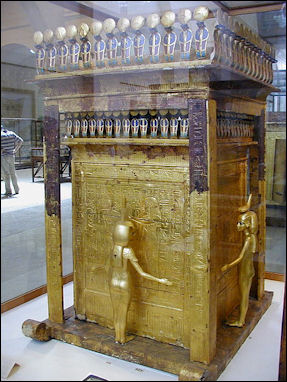 20120211-Tutankhamun tomb 2.JPG